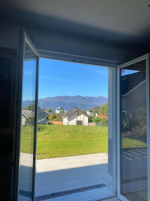 Villa Vue Lac -3 Chambres Jardin-Proche Du Lac Et Du Centre-Ville , 2 Places Parking Mouxy 0*,